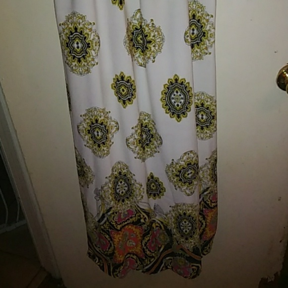 Woman's summer dress - Picture 5 of 7